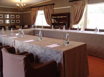 The Post House - No Children Under The Age Of 16yrs 4* Greyton